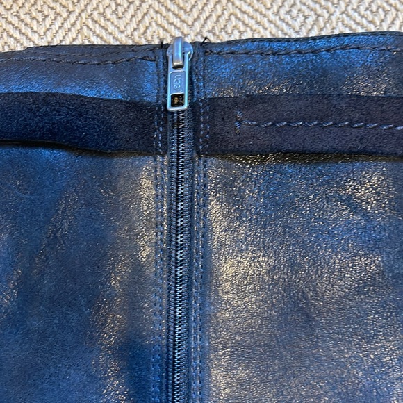 Ugg Black Tall Boots, 7 - Picture 6 of 12